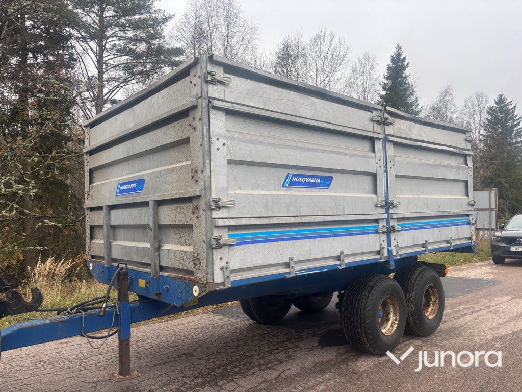 Spannmålsvagn - Husqvarna Vagn - Земјоделска приколка за истурање/ Истурач: слика 1 Spannmålsvagn - Husqvarna Vagn - Земјоделска приколка за истурање/ Истурач: слика 1