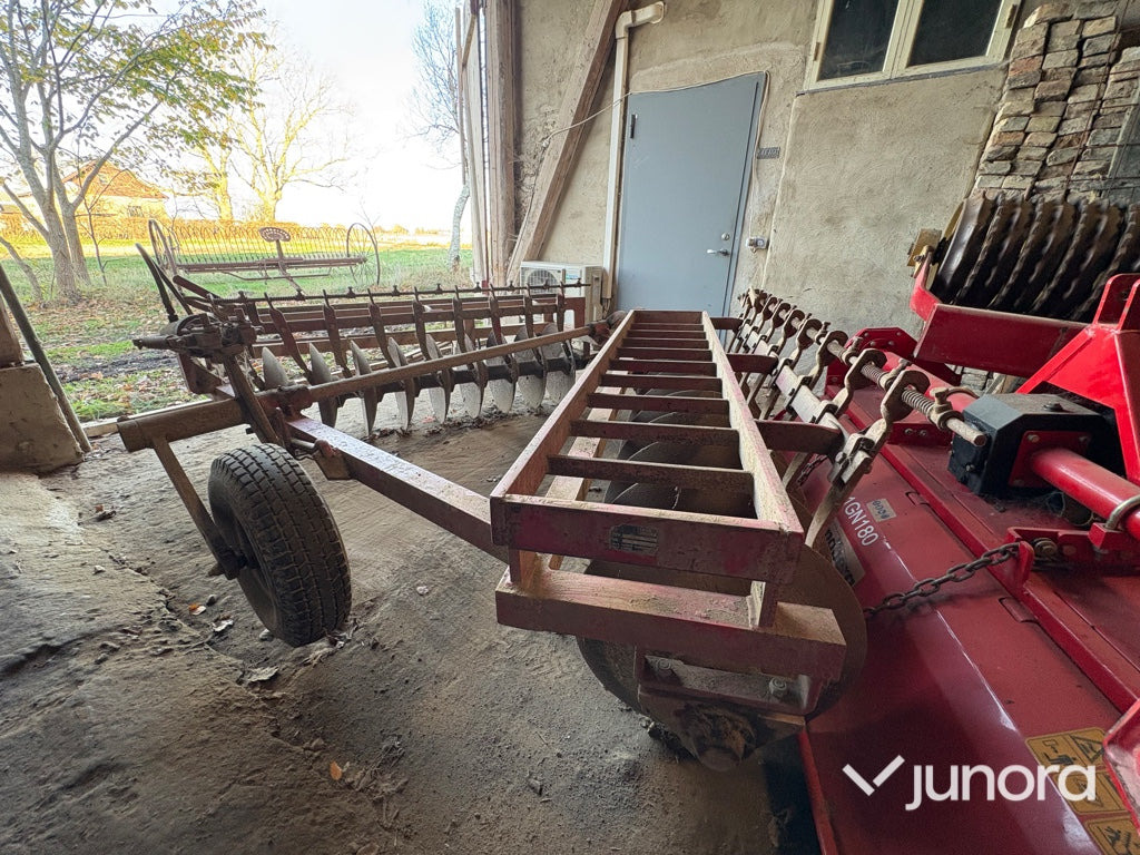 Tallriksharv – Lilla Harrie, 2x9 - Ситнач со дискови: слика 3 Tallriksharv – Lilla Harrie, 2x9 - Ситнач со дискови: слика 3