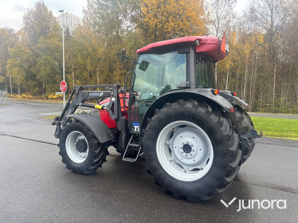 Traktor - McCormick C100 Max med lastare - Трактор: слика 3 Traktor - McCormick C100 Max med lastare - Трактор: слика 3