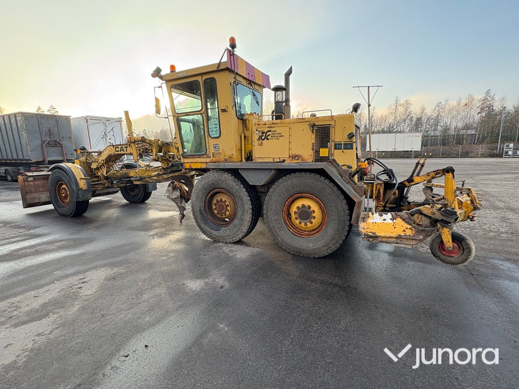 Vägskrapa - Caterpillar, 120G - Стругач: слика 4 Vägskrapa - Caterpillar, 120G - Стругач: слика 4