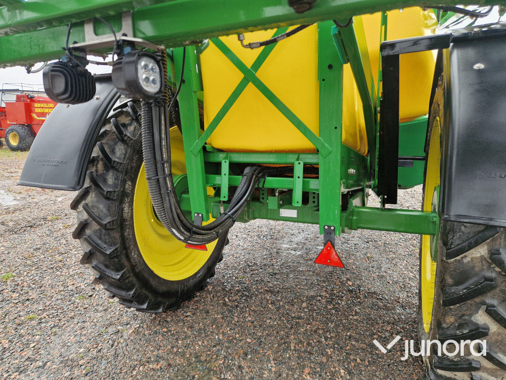 Växtskyddsspruta John Deere M740i - Стазен распрскувач: слика 4 Växtskyddsspruta John Deere M740i - Стазен распрскувач: слика 4