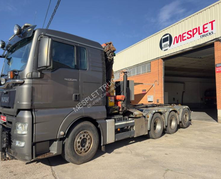 MAN TGX 35.480 - Камион со кука за подигање: слика 1 MAN TGX 35.480 - Камион со кука за подигање: слика 1