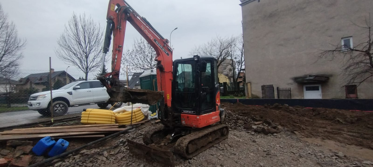 KUBOTA Kubota kx37-4 - Мини багер: слика 1 KUBOTA Kubota kx37-4 - Мини багер: слика 1