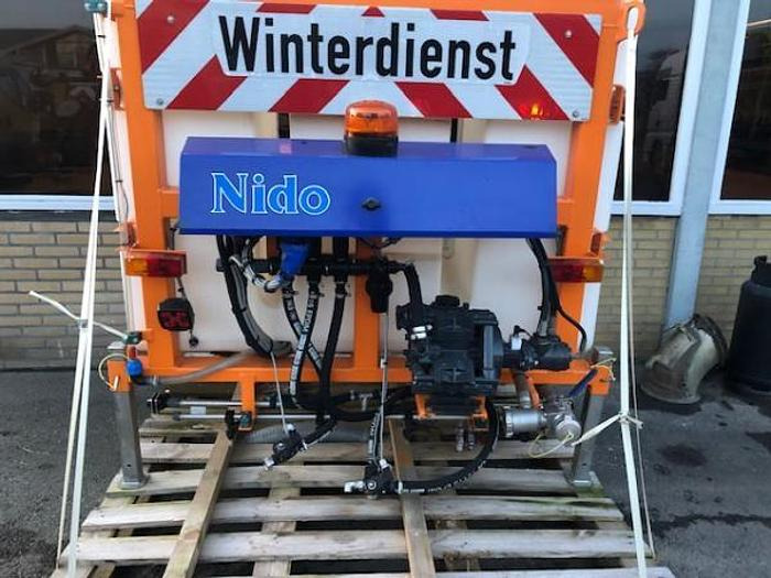 Nido CSP1000 VCL - Распрскувач на песок/ Сол: слика 2 Nido CSP1000 VCL - Распрскувач на песок/ Сол: слика 2