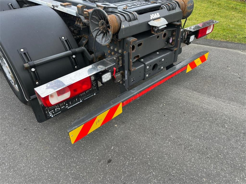 DAF CF 430 6x2*4 FAN - Камион за подигање контејнери: слика 3 DAF CF 430 6x2*4 FAN - Камион за подигање контејнери: слика 3