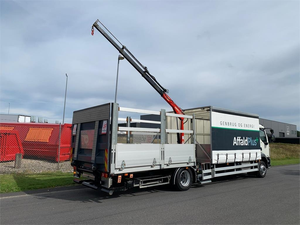 DAF LF210 4x2 FA - Камион со кран: слика 1 DAF LF210 4x2 FA - Камион со кран: слика 1