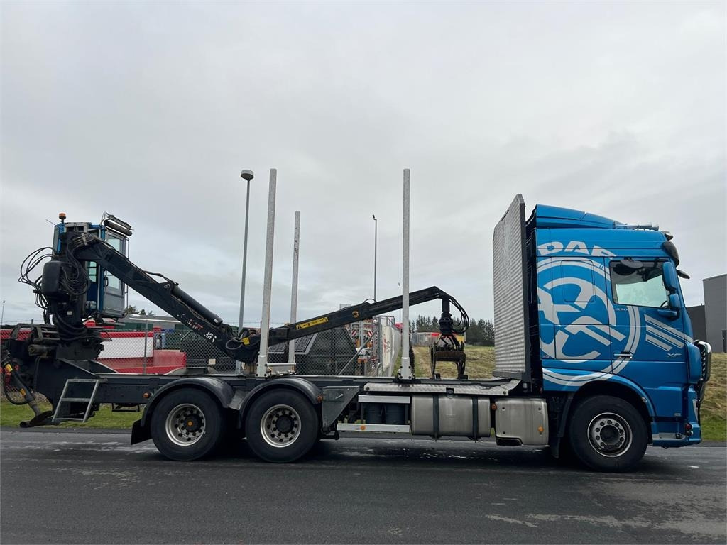 DAF XF530 FAT 6x4 - Камион за дрва: слика 3 DAF XF530 FAT 6x4 - Камион за дрва: слика 3