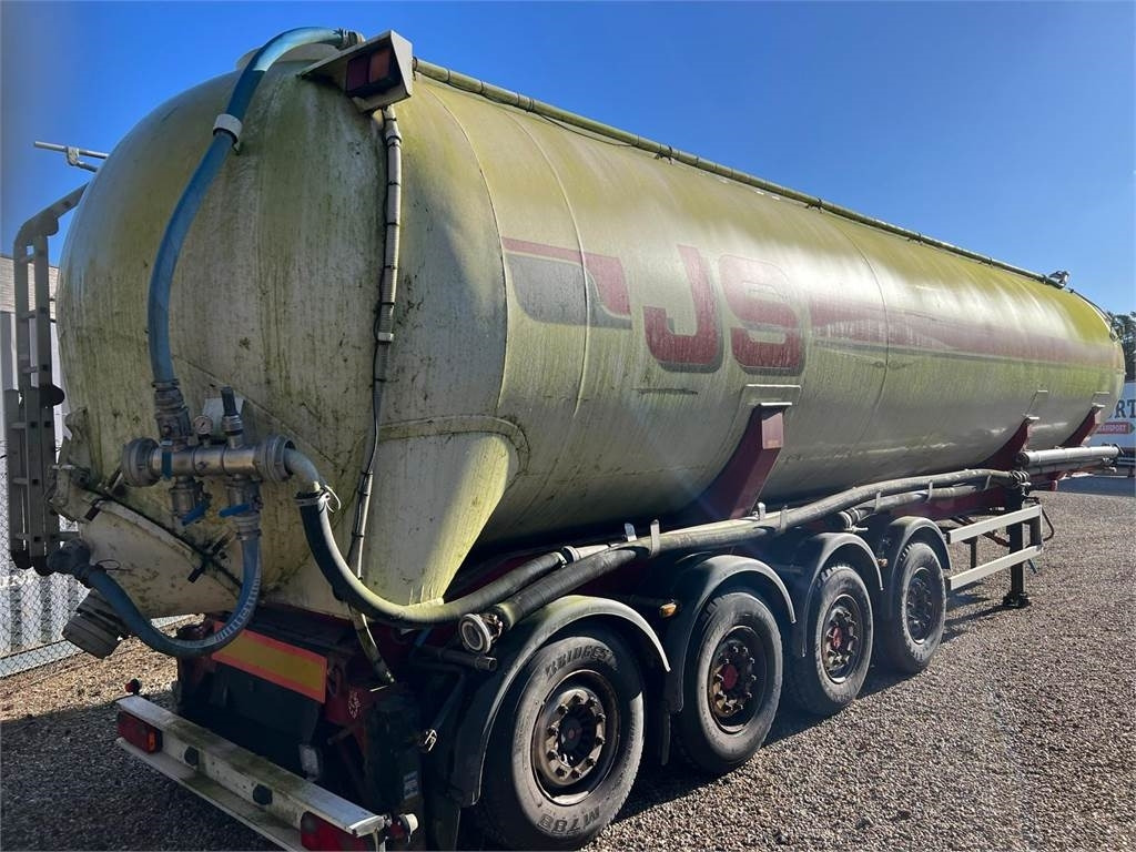 Interconsult 64m3 STRT1-64CA med tip - Полуприколка силос: слика 2 Interconsult 64m3 STRT1-64CA med tip - Полуприколка силос: слика 2