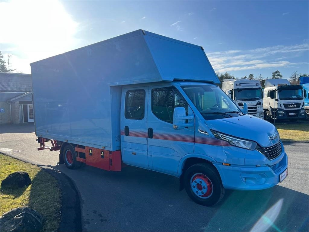 Iveco Daily 70C18 - dobbelt cab - Камион сандучар: слика 2 Iveco Daily 70C18 - dobbelt cab - Камион сандучар: слика 2