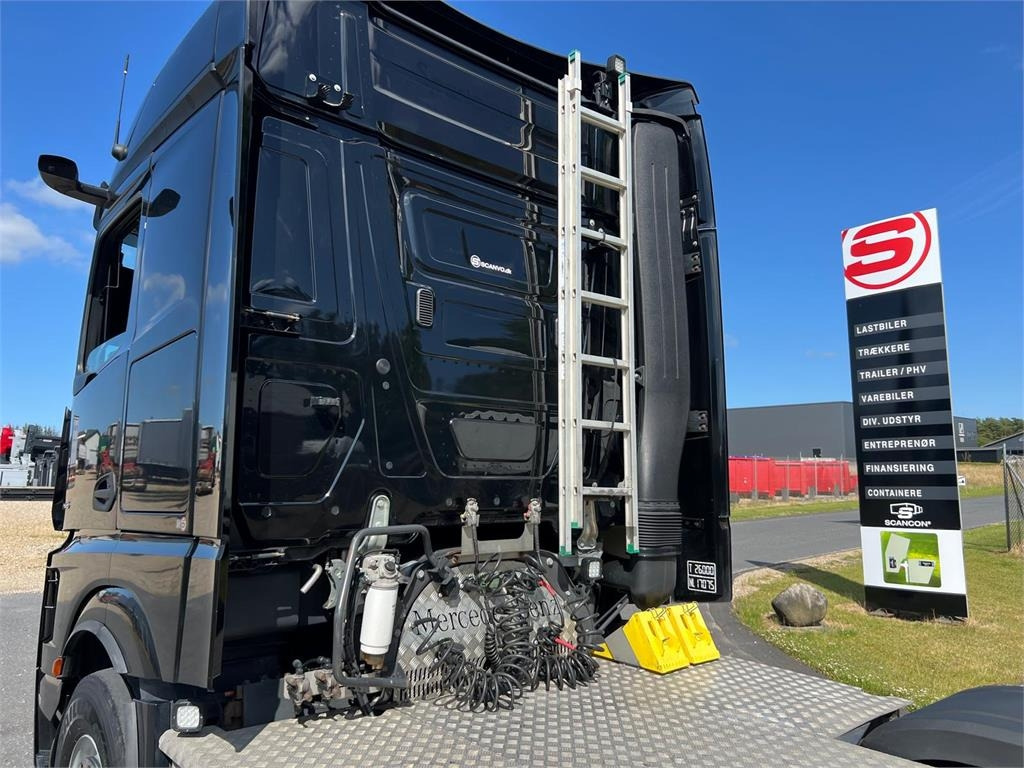 Mercedes-Benz Actros 2545 LS - Камион влекач: слика 4 Mercedes-Benz Actros 2545 LS - Камион влекач: слика 4