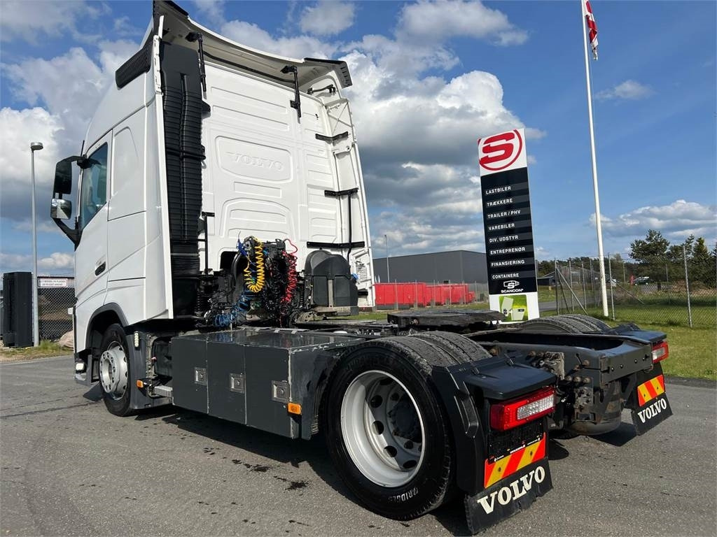 Volvo FH460 4x2 x-low mega - Камион влекач: слика 2 Volvo FH460 4x2 x-low mega - Камион влекач: слика 2