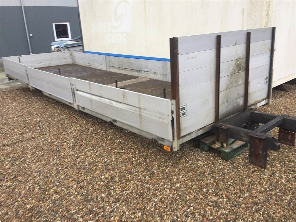 Kjeldsen Karosseri Fabrik 8,0 mtr fastlad med plad - Каросерија платформа: слика 1 Kjeldsen Karosseri Fabrik 8,0 mtr fastlad med plad - Каросерија платформа: слика 1