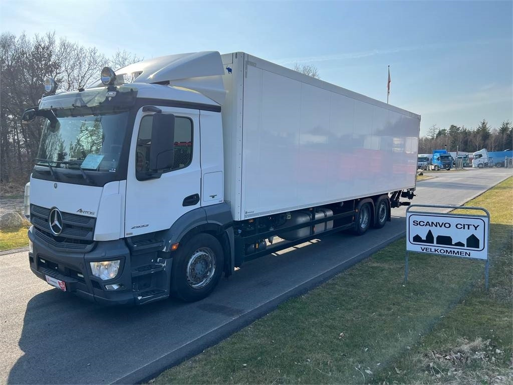 Mercedes-Benz Antos 2533 L - Камион сандучар: слика 1 Mercedes-Benz Antos 2533 L - Камион сандучар: слика 1
