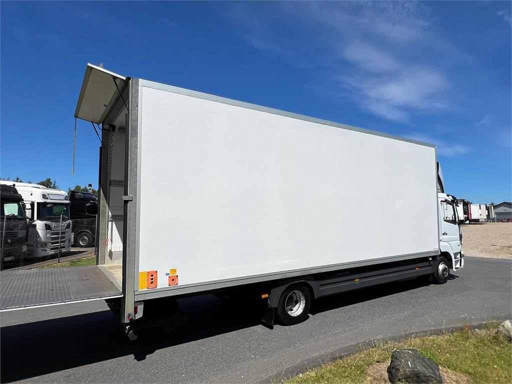 Mercedes-Benz Atego 1224 LnR - Камион сандучар: слика 3 Mercedes-Benz Atego 1224 LnR - Камион сандучар: слика 3