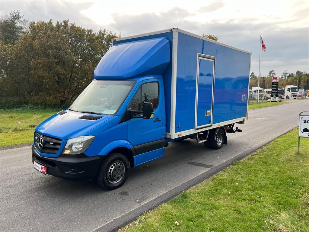Mercedes-Benz Sprinter 516 CDI - Камион сандучар: слика 1 Mercedes-Benz Sprinter 516 CDI - Камион сандучар: слика 1