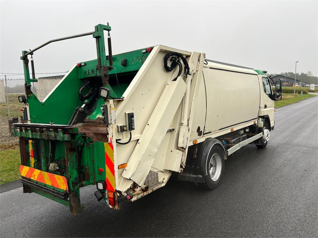 Mitsubishi Fuso CANTER 9C18 - Камион за ѓубре: слика 2 Mitsubishi Fuso CANTER 9C18 - Камион за ѓубре: слика 2