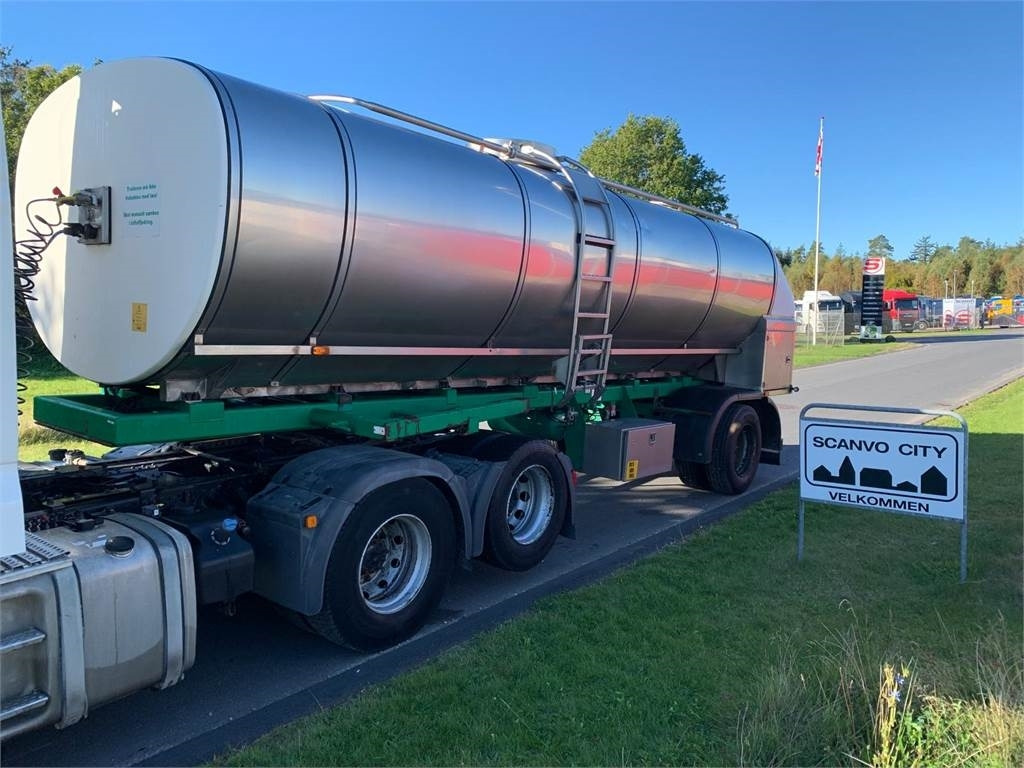 SVF 20000 ltr isoleret rustfri mælketank - Полуприколка цистерна: слика 1 SVF 20000 ltr isoleret rustfri mælketank - Полуприколка цистерна: слика 1