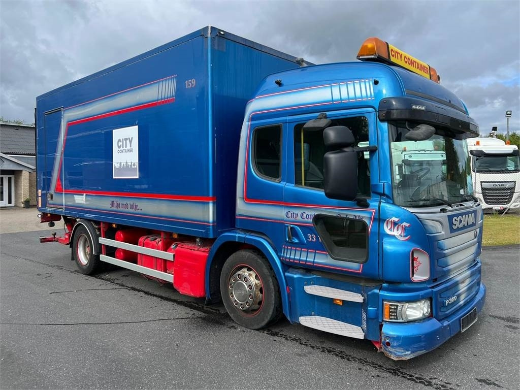 Scania P320 DB 4x2 MLB - low entry - Камион сандучар: слика 1 Scania P320 DB 4x2 MLB - low entry - Камион сандучар: слика 1