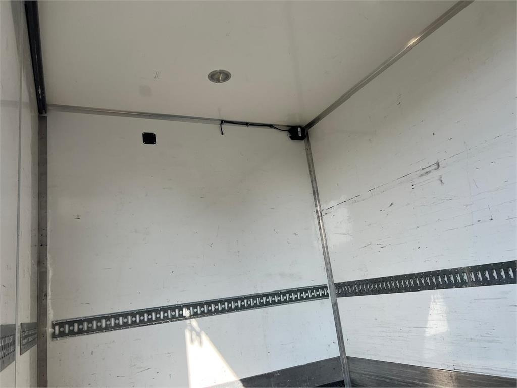 Volvo FL 16 ton 250HK - Камион сандучар: слика 5 Volvo FL 16 ton 250HK - Камион сандучар: слика 5