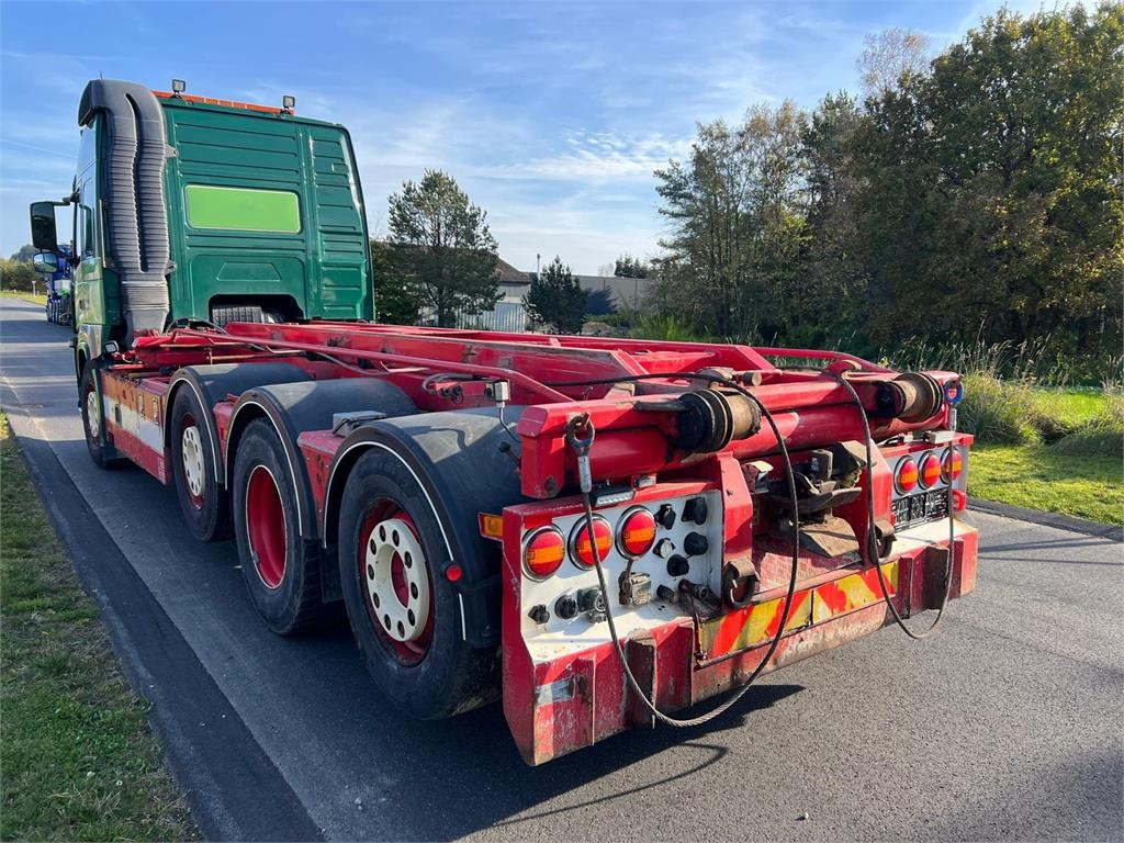 Volvo FM500 8x2*6 rigid pusher-tag tridem - Камион за подигање контејнери: слика 2 Volvo FM500 8x2*6 rigid pusher-tag tridem - Камион за подигање контејнери: слика 2