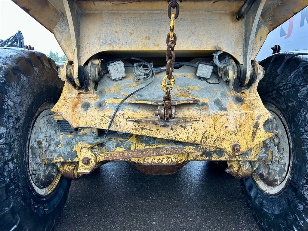 Bell B30C DUMPPERI - Зглобен истоварувач: слика 4 Bell B30C DUMPPERI - Зглобен истоварувач: слика 4