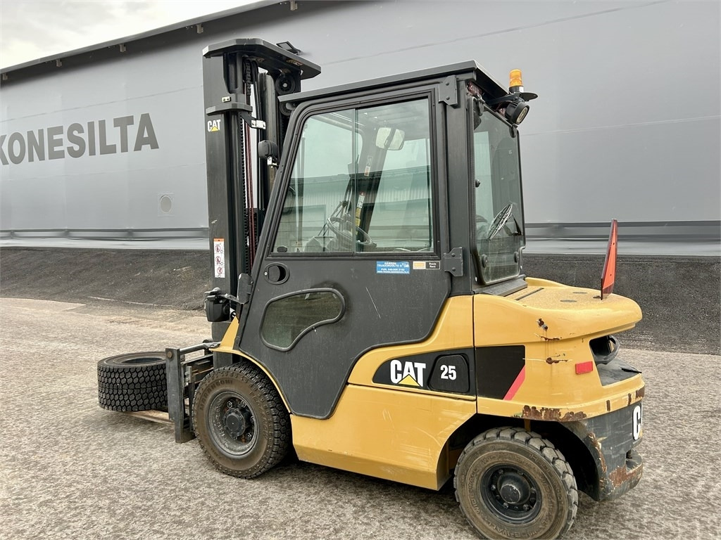 CAT DP 25 NT - Дизел вилушкар: слика 2 CAT DP 25 NT - Дизел вилушкар: слика 2