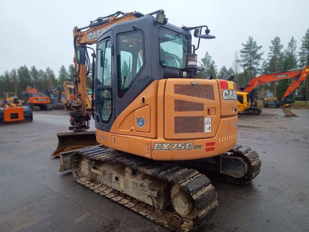 Case CX75CSR PYÖRITTÄJÄLLÄ  - Мини багер: слика 2 Case CX75CSR PYÖRITTÄJÄLLÄ  - Мини багер: слика 2