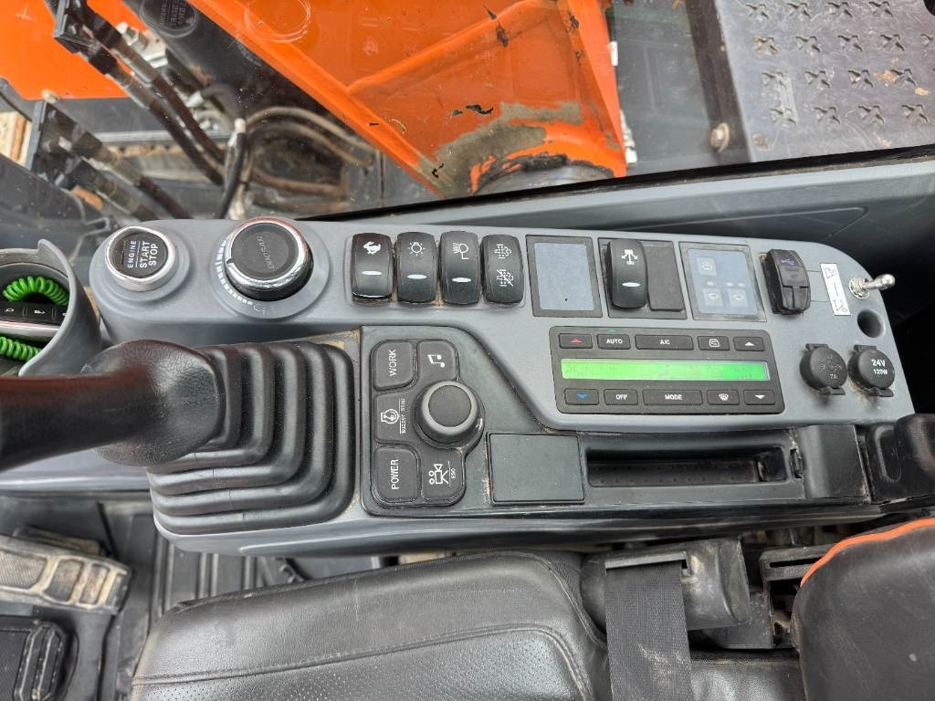 Лизинг на Develon DX 140 LCR-7, STAGE V  Develon DX 140 LCR-7, STAGE V: слика 11