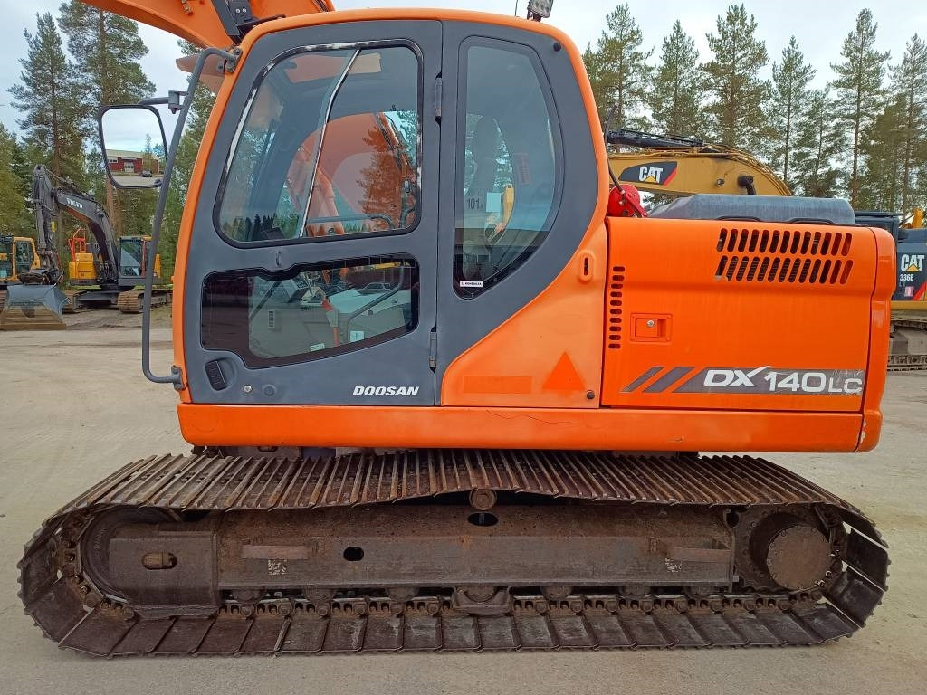 Doosan DX140LC KALLISTAJA+PYÖRITTÄJÄ  - Багер гасеничар: слика 2 Doosan DX140LC KALLISTAJA+PYÖRITTÄJÄ  - Багер гасеничар: слика 2