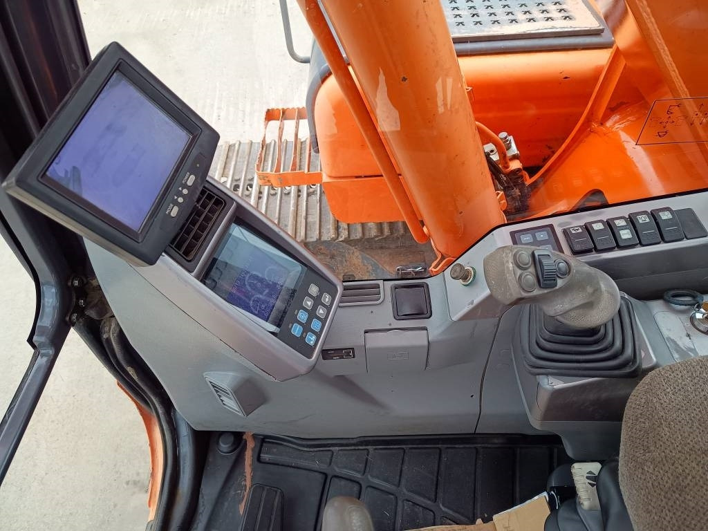 Лизинг на Doosan DX140LC KALLISTAJA+PYÖRITTÄJÄ  Doosan DX140LC KALLISTAJA+PYÖRITTÄJÄ: слика 14
