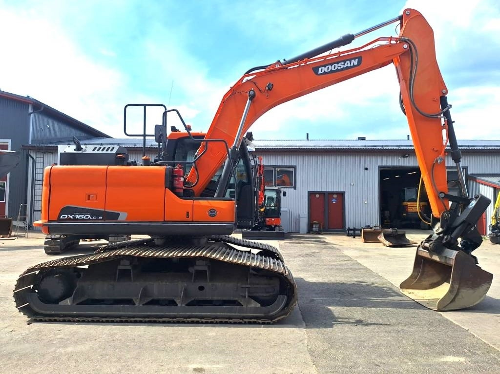 Doosan DX160LCH-5 METSÄMALLI KALLISTAJALLA - Багер гасеничар: слика 5 Doosan DX160LCH-5 METSÄMALLI KALLISTAJALLA - Багер гасеничар: слика 5