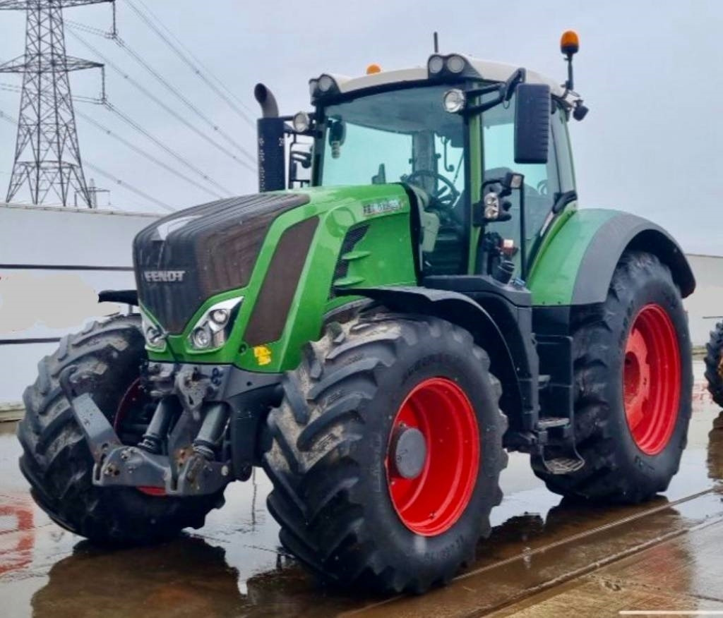 Fendt 828 S4 Profi Plus - Трактор: слика 1 Fendt 828 S4 Profi Plus - Трактор: слика 1