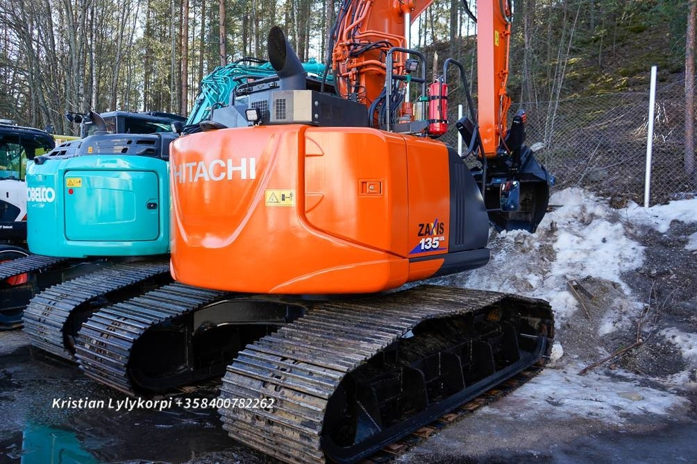 Багер гасеничар Hitachi ZX135US-6 METSÄALUSTALLA: слика 42
