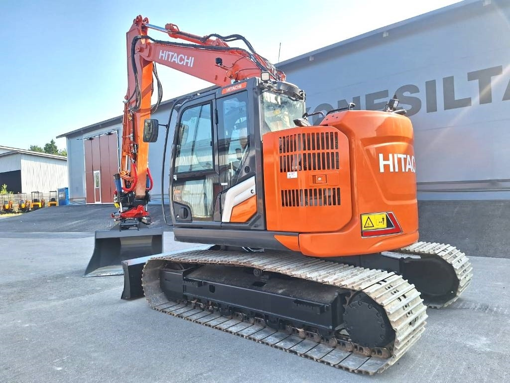 Hitachi ZX135USBL-7 PYÖRITTÄJÄ+PIHDIT - Багер гасеничар: слика 2 Hitachi ZX135USBL-7 PYÖRITTÄJÄ+PIHDIT - Багер гасеничар: слика 2