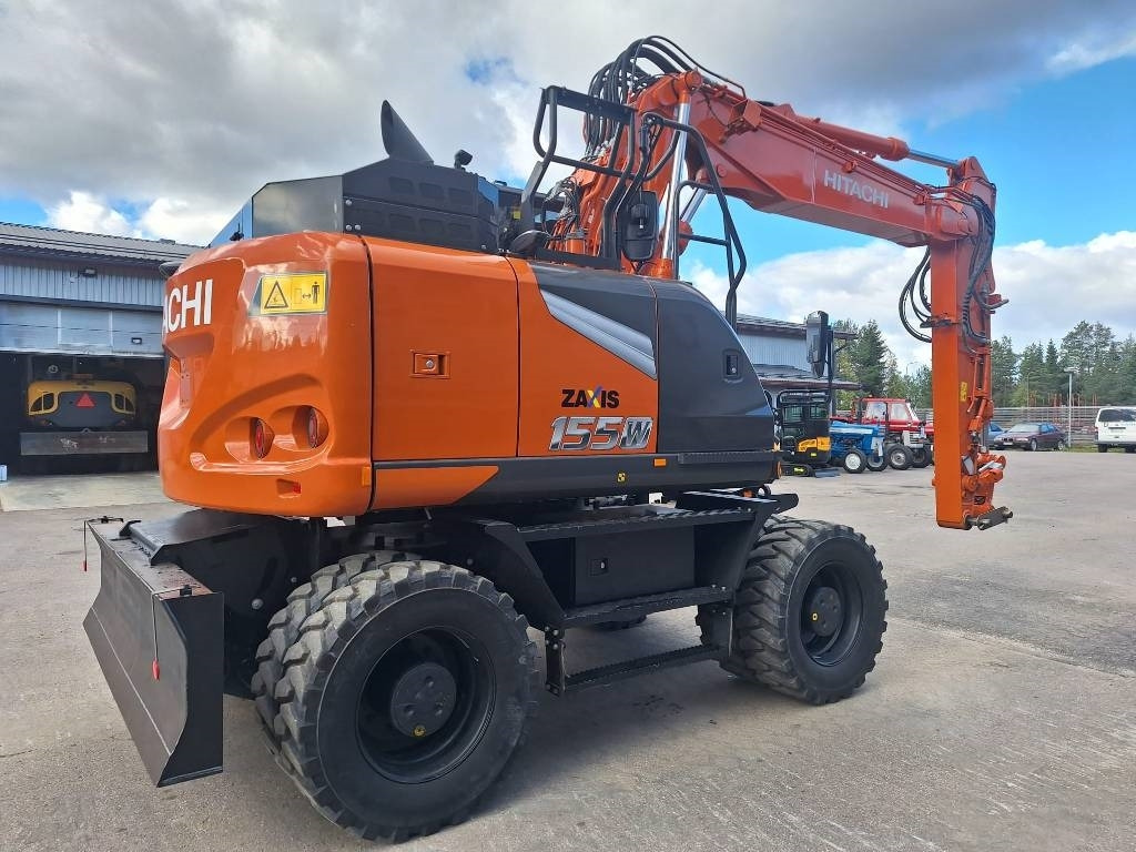 Hitachi ZX155W-7 -STAGE 5- VÄHÄN AJETTU - Багер на тркала: слика 4 Hitachi ZX155W-7 -STAGE 5- VÄHÄN AJETTU - Багер на тркала: слика 4