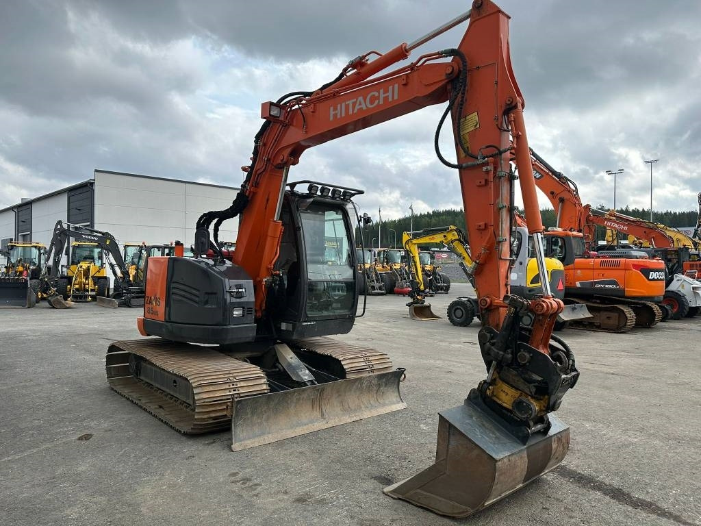 Hitachi ZX85US-5 800mm telat 6kpl työlaitteet mukaan - Мини багер: слика 5 Hitachi ZX85US-5 800mm telat 6kpl työlaitteet mukaan - Мини багер: слика 5