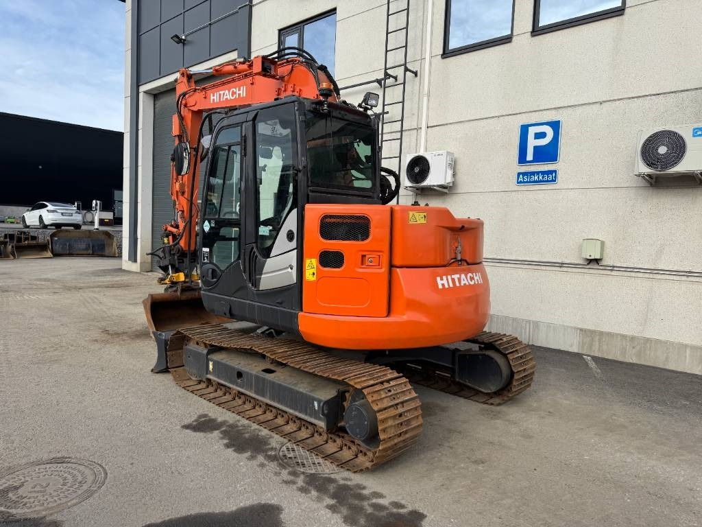 Hitachi ZX85US-5 Pyörittäjä, 3-Kauhaa - Мини багер: слика 2 Hitachi ZX85US-5 Pyörittäjä, 3-Kauhaa - Мини багер: слика 2