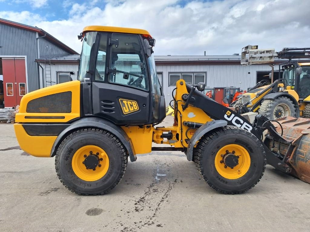 JCB 409 AURA, HIEKOITIN YM. - Натоварувач на тркала: слика 5 JCB 409 AURA, HIEKOITIN YM. - Натоварувач на тркала: слика 5