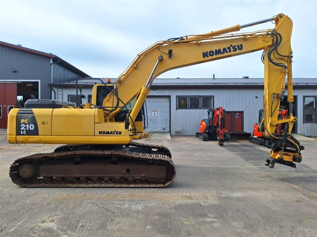 Komatsu MYYTY! SOLD! PC210LC-8 PYÖRITTÄJÄLLÄ - Багер гасеничар: слика 5 Komatsu MYYTY! SOLD! PC210LC-8 PYÖRITTÄJÄLLÄ - Багер гасеничар: слика 5