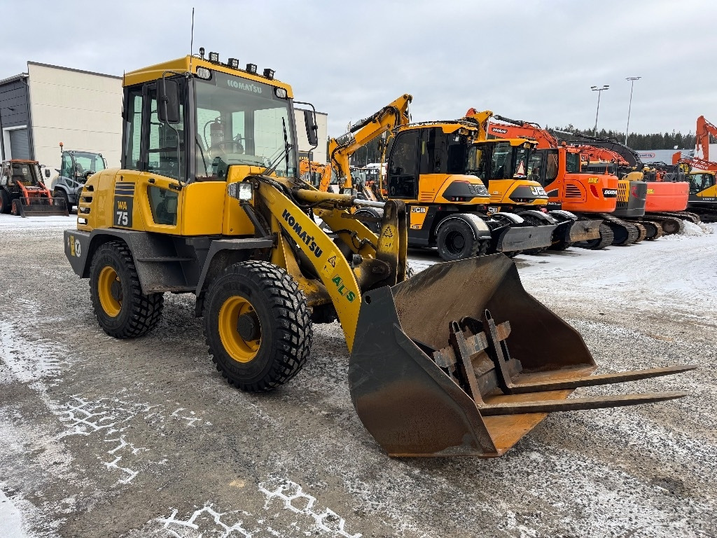 Komatsu WA75-3 30KM/H, 1-omistaja - Натоварувач на тркала: слика 5 Komatsu WA75-3 30KM/H, 1-omistaja - Натоварувач на тркала: слика 5