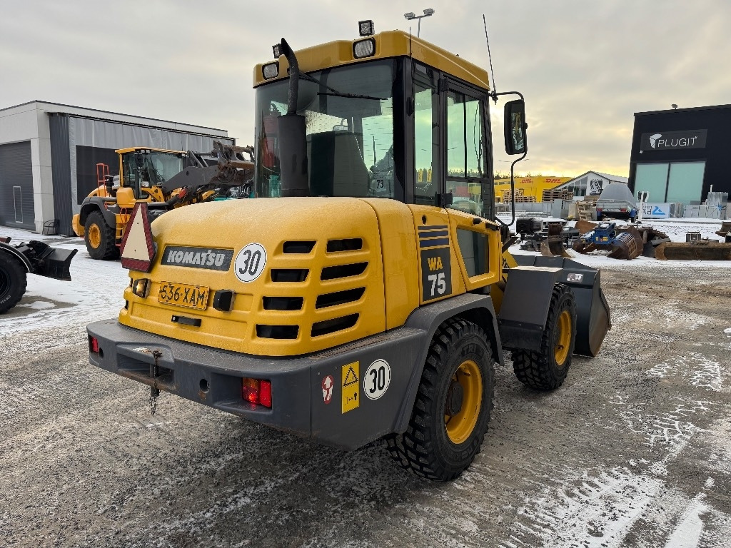Komatsu WA75-3 30KM/H, 1-omistaja - Натоварувач на тркала: слика 4 Komatsu WA75-3 30KM/H, 1-omistaja - Натоварувач на тркала: слика 4