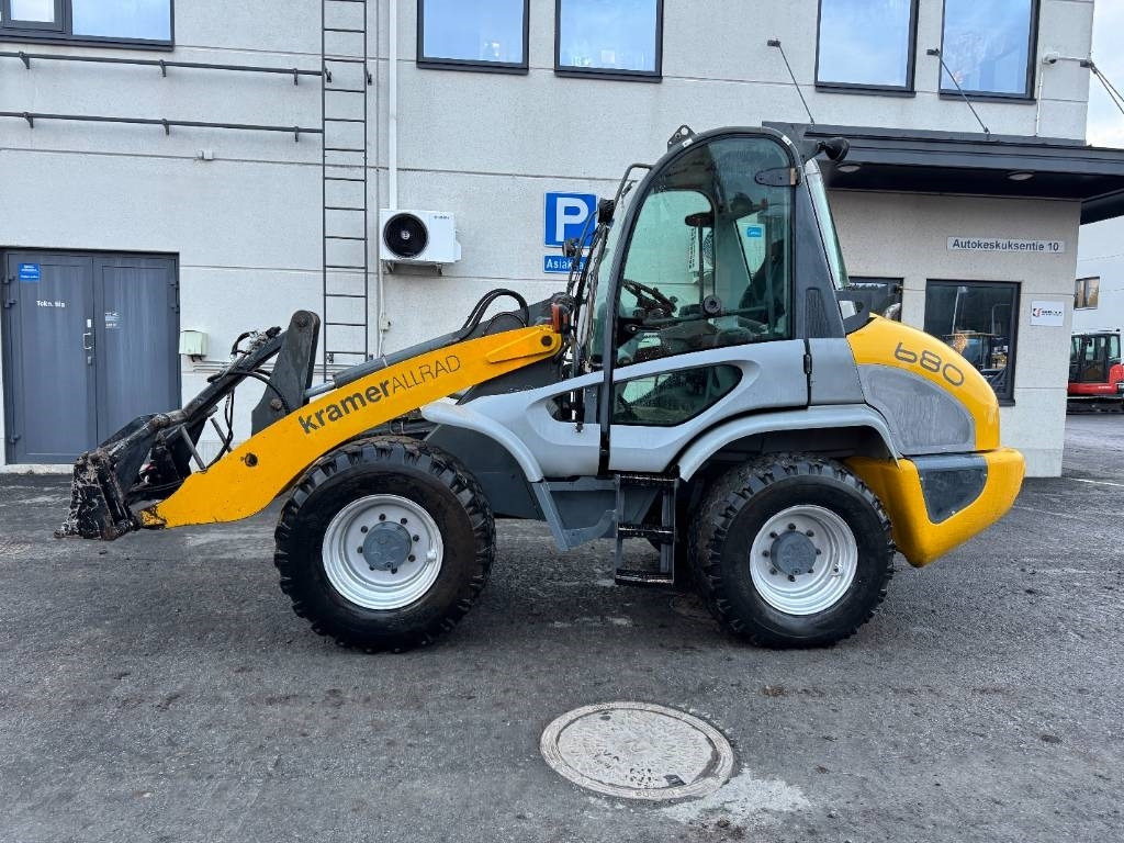 Kramer 680 - Натоварувач на тркала: слика 1 Kramer 680 - Натоварувач на тркала: слика 1