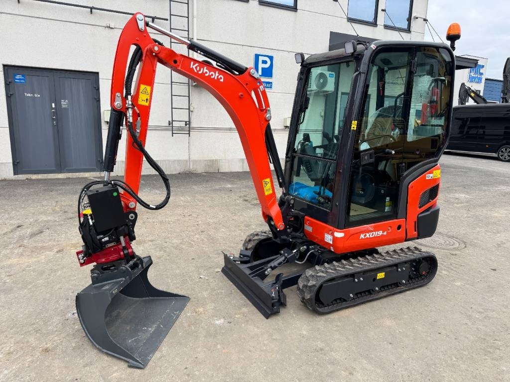 Kubota KX 019-4 - Мини багер: слика 2 Kubota KX 019-4 - Мини багер: слика 2