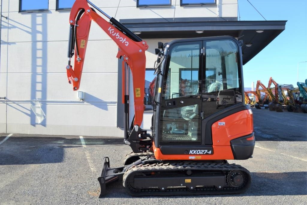 Kubota KX027-4 UUSI, TAKUU 24KK - Мини багер: слика 1 Kubota KX027-4 UUSI, TAKUU 24KK - Мини багер: слика 1