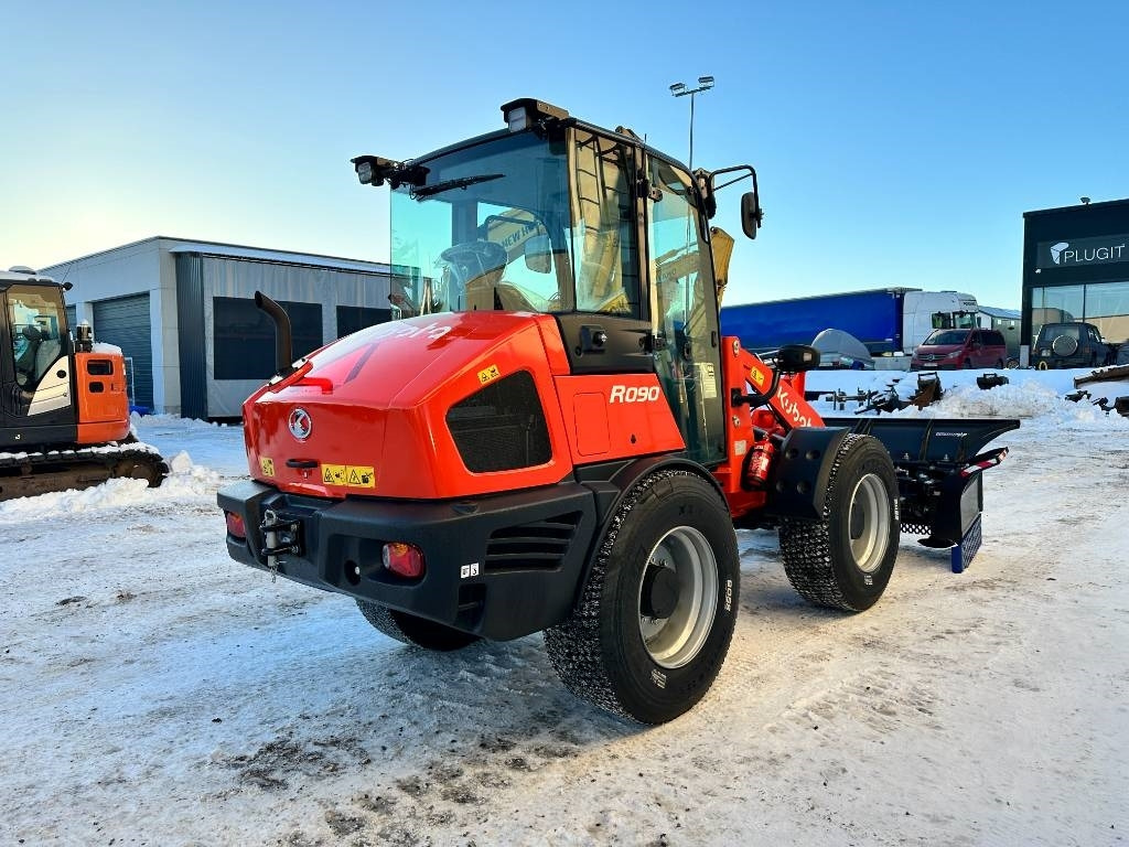 Kubota R090 Auravarustuksella uusi - Натоварувач на тркала: слика 4 Kubota R090 Auravarustuksella uusi - Натоварувач на тркала: слика 4