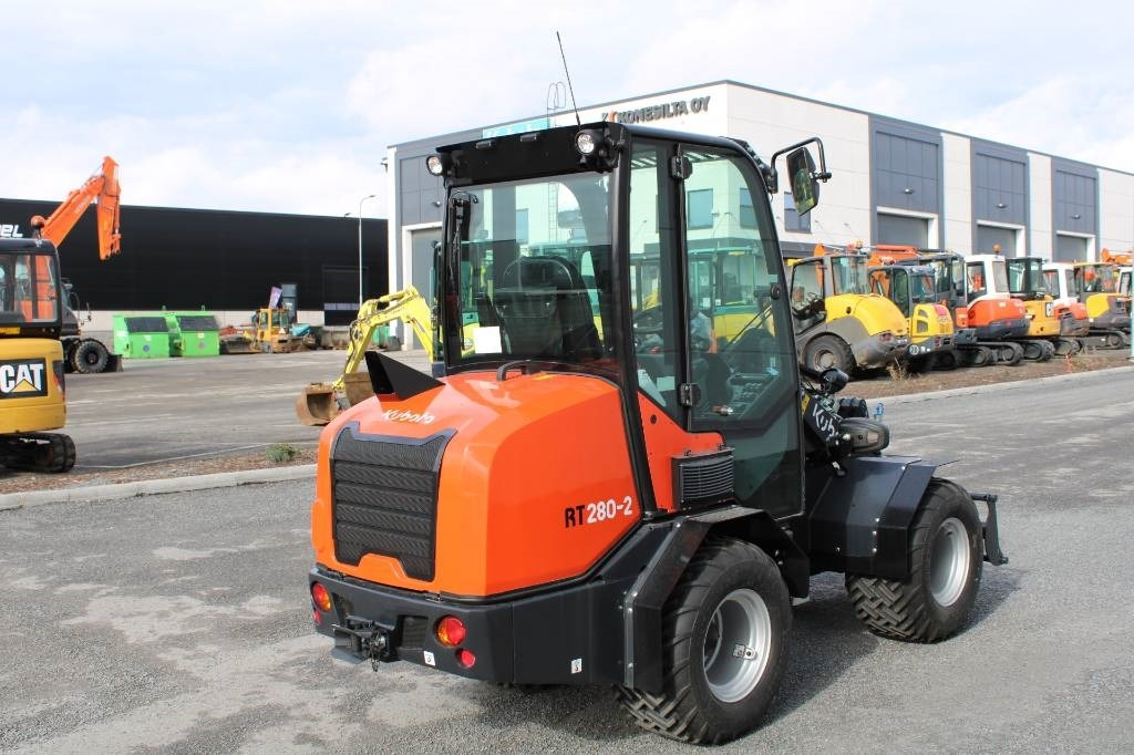 Kubota RT280-2 UUSI - Земјоделски натоварувач: слика 4 Kubota RT280-2 UUSI - Земјоделски натоварувач: слика 4