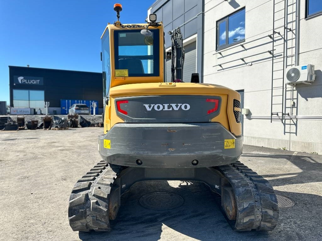 Volvo ECR 88 D PYÖRITTÄJÄLLÄ - Мини багер: слика 3 Volvo ECR 88 D PYÖRITTÄJÄLLÄ - Мини багер: слика 3