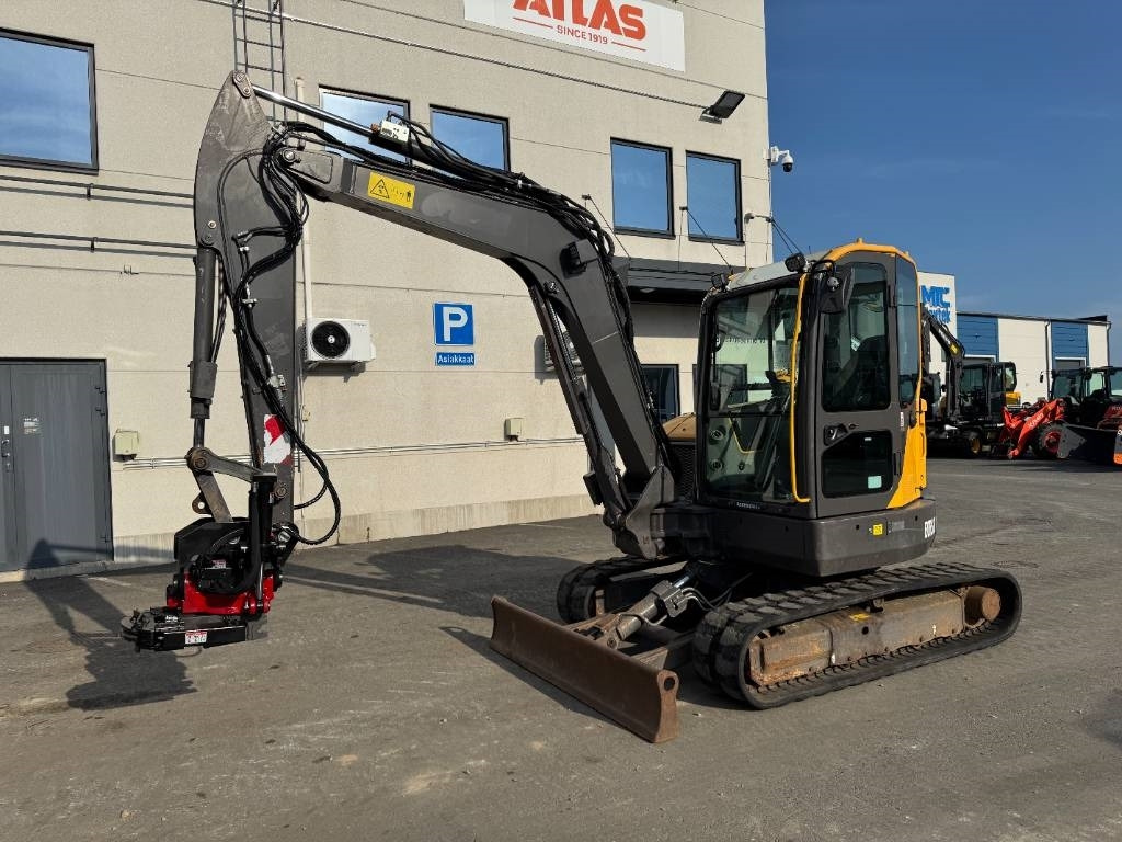 Volvo ECR58D PYÖRITTÄJÄLLÄ  - Мини багер: слика 2 Volvo ECR58D PYÖRITTÄJÄLLÄ  - Мини багер: слика 2