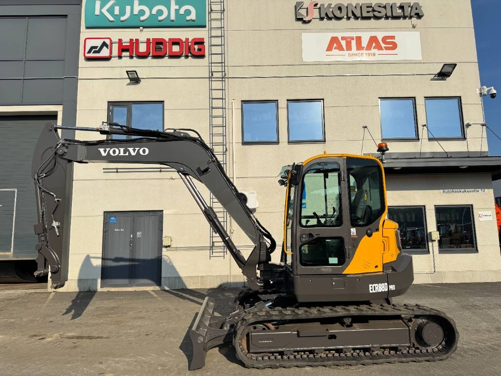 Volvo ECR88D PRO VÄHÄN AJETTU - Мини багер: слика 1 Volvo ECR88D PRO VÄHÄN AJETTU - Мини багер: слика 1