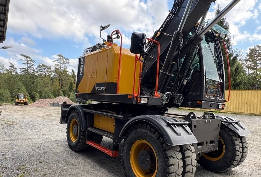 Volvo EWR 170 E 3D LEICA TULOSSA - Багер на тркала: слика 4 Volvo EWR 170 E 3D LEICA TULOSSA - Багер на тркала: слика 4
